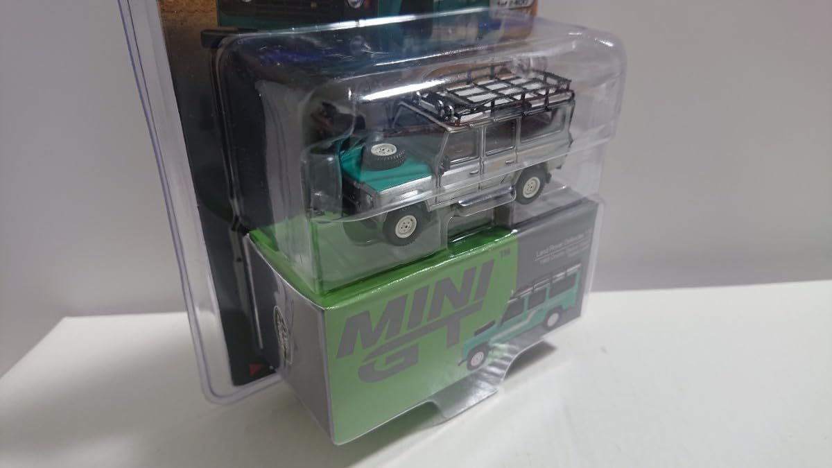 Amazon.co.jp: Chase car チェイスカー MINI GT 1/64 Defender 110